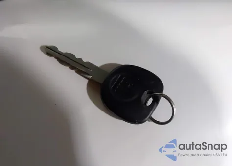 2003 Chevrolet Avalanche 1500 z USA, uszkodzony, nr VIN 3GNEK13T43G291394